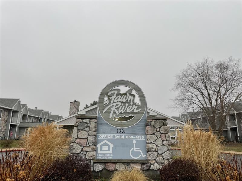 Fawn River Apartments Sturgis, MI